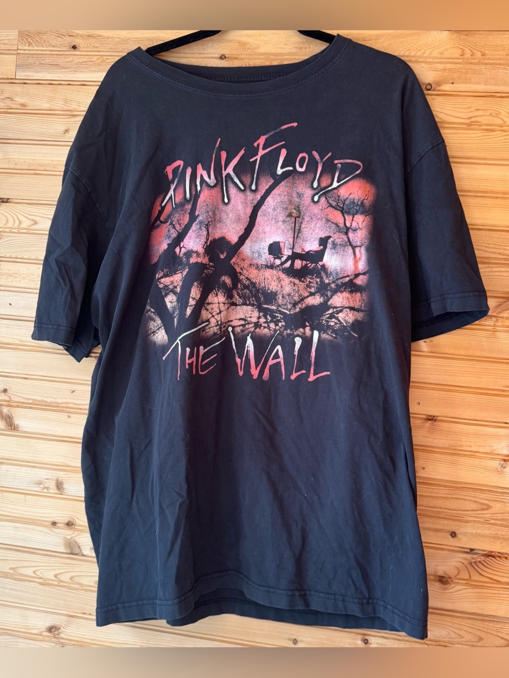 Pink Floyd Soft Black Tee  'The Wall' Graphic Pink Red 2XL Classic Rock Band